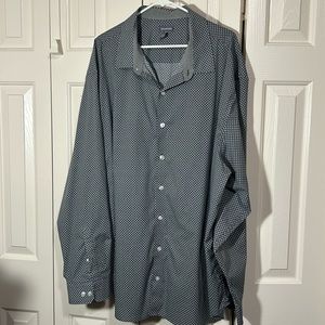 Long sleeve Van Heusen shirt 3XL 20-20 1/2